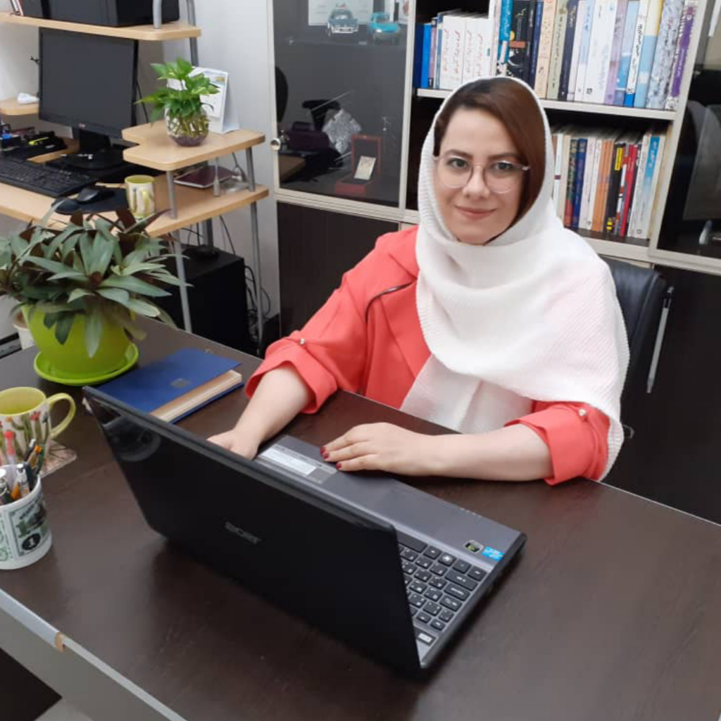 دکتر حلیمه هاشمی عزیزی